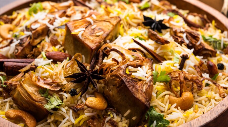 Experience the Allure of Destination Weddings with Exotic Pakistani Cuisine